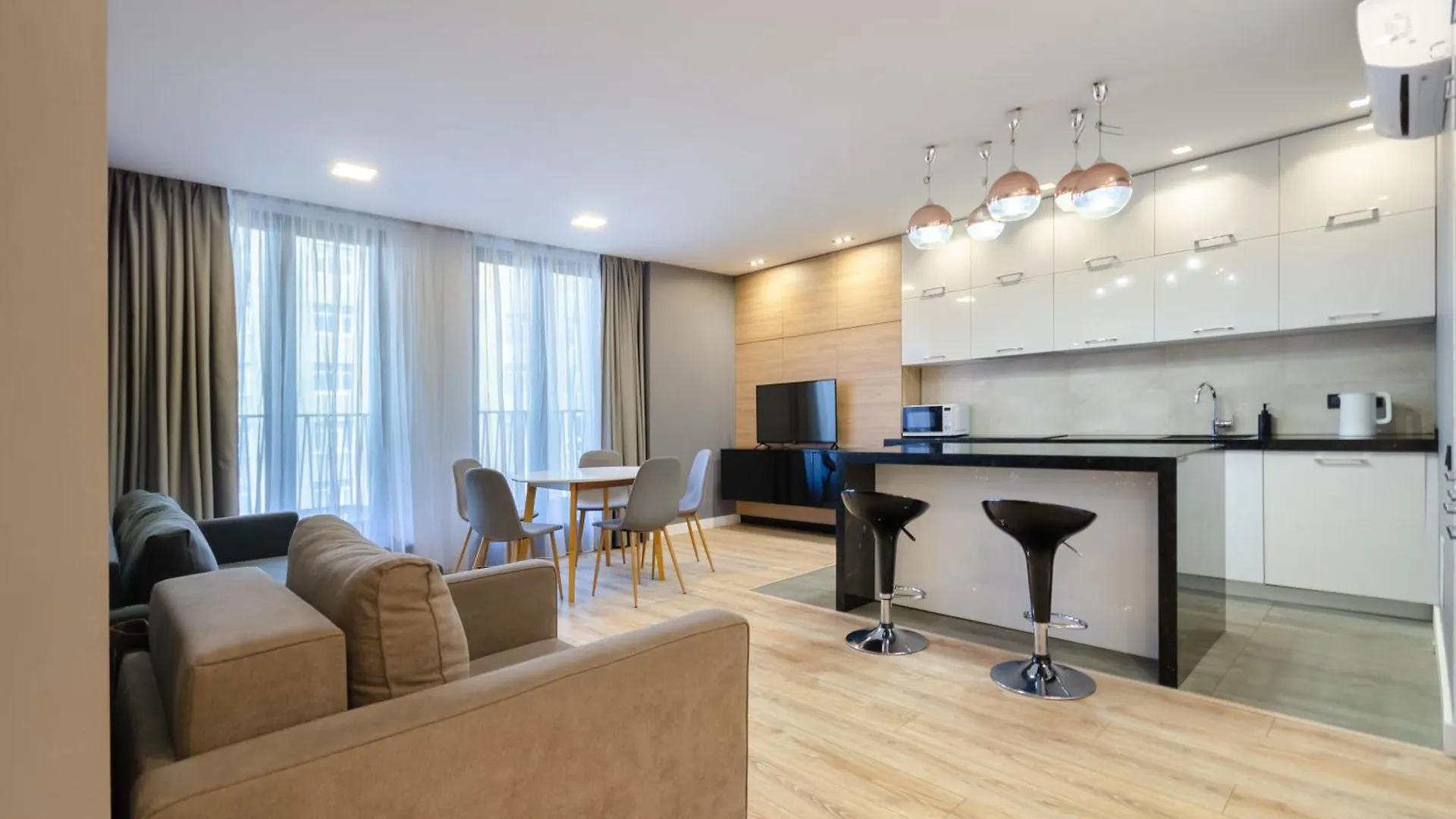 Petrovdom Apartments 17-190 In Rc New York Concept House, Antonovycha 74